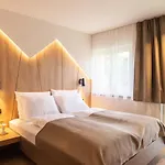Repansek 3*